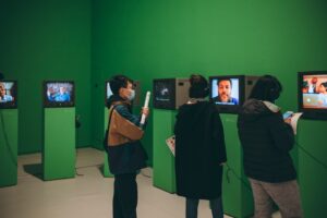 Photo Interactive Media