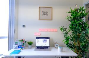Photo Home Office Wellness Tips